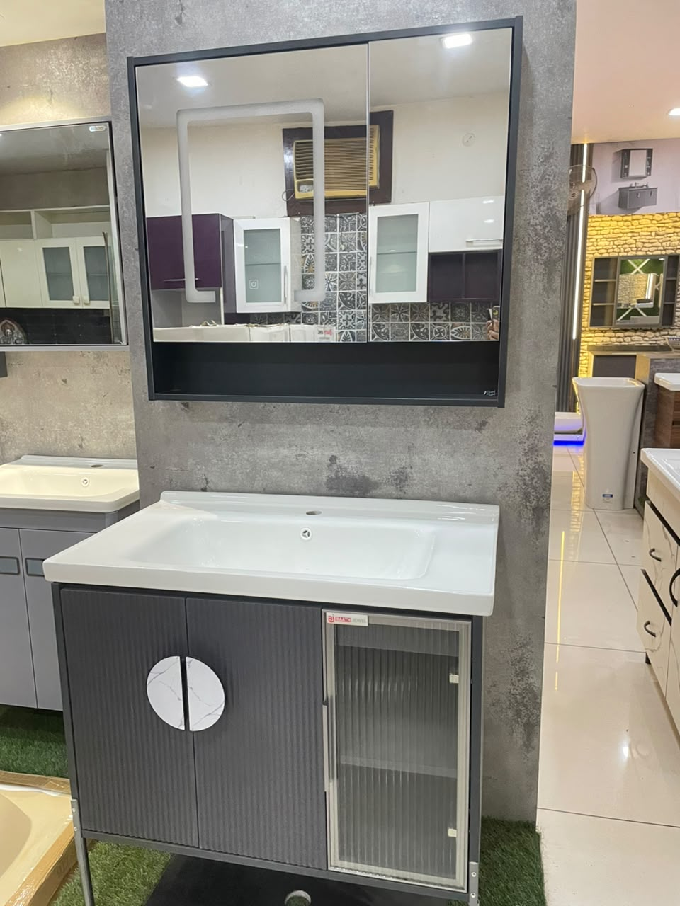 Bathroom vanity and basin showroom display 6