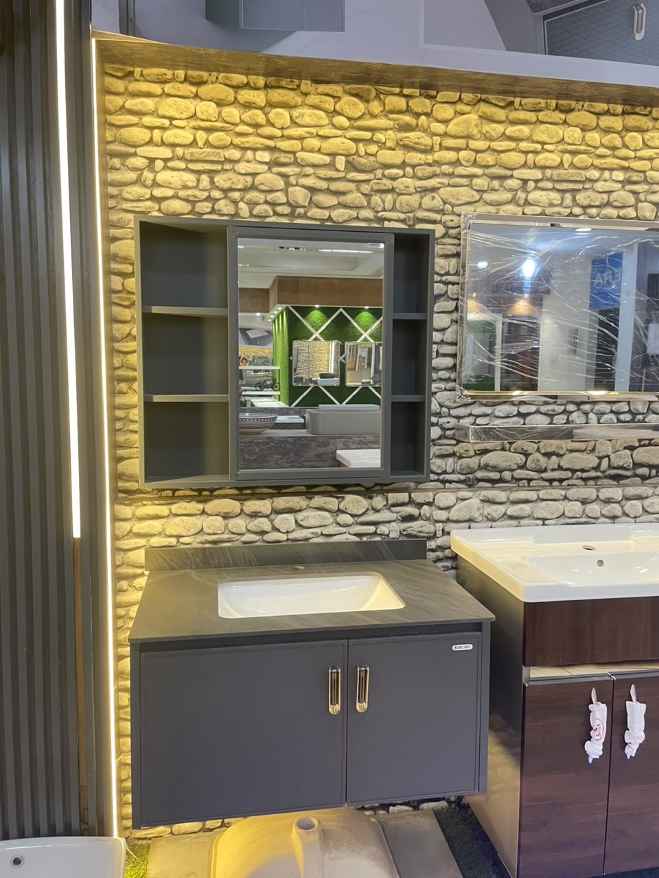 Bathroom vanity and basin showroom display 2